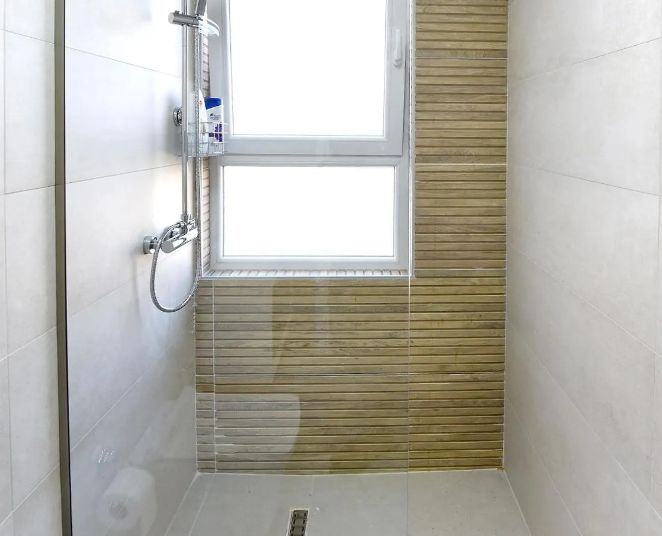 Noir Living 2 Bedroom Apartment Tirana Albania